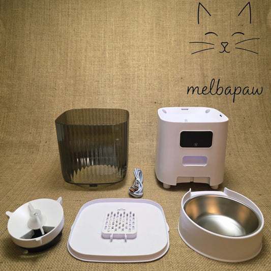 Paws & Play Smart Feeder